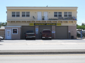 250 NE 44th St, Oakland Park, FL for sale Primary Photo- Image 1 of 55