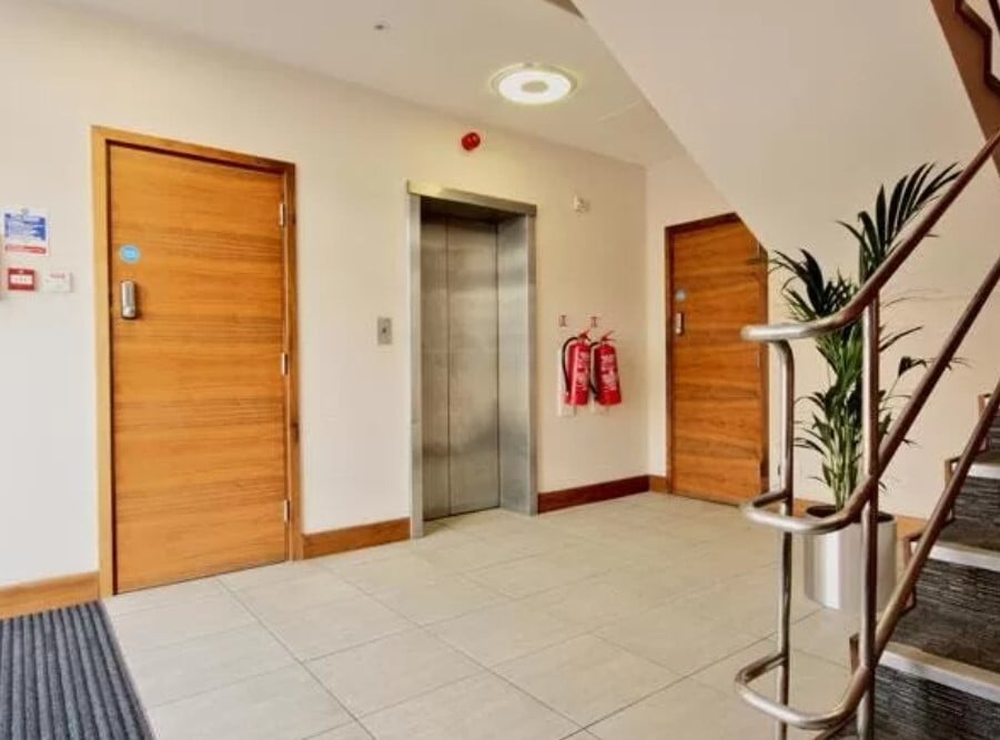 North Ln, Leeds to rent Interior Photo- Image 1 of 4