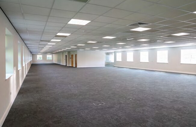 Broadlands, Wolverhampton to rent Interior Photo- Image 1 of 2