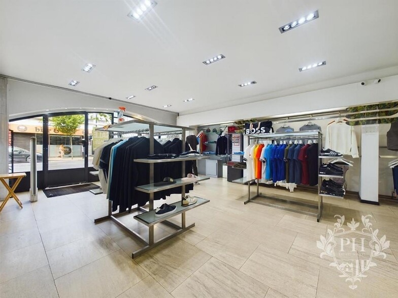 54-56 Albert Rd, Middlesbrough to rent - Interior Photo - Image 2 of 19