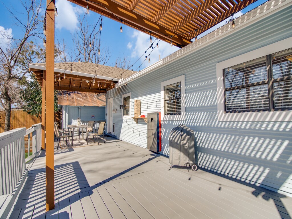 306 Williams St, Rockwall 75087 Office For Sale