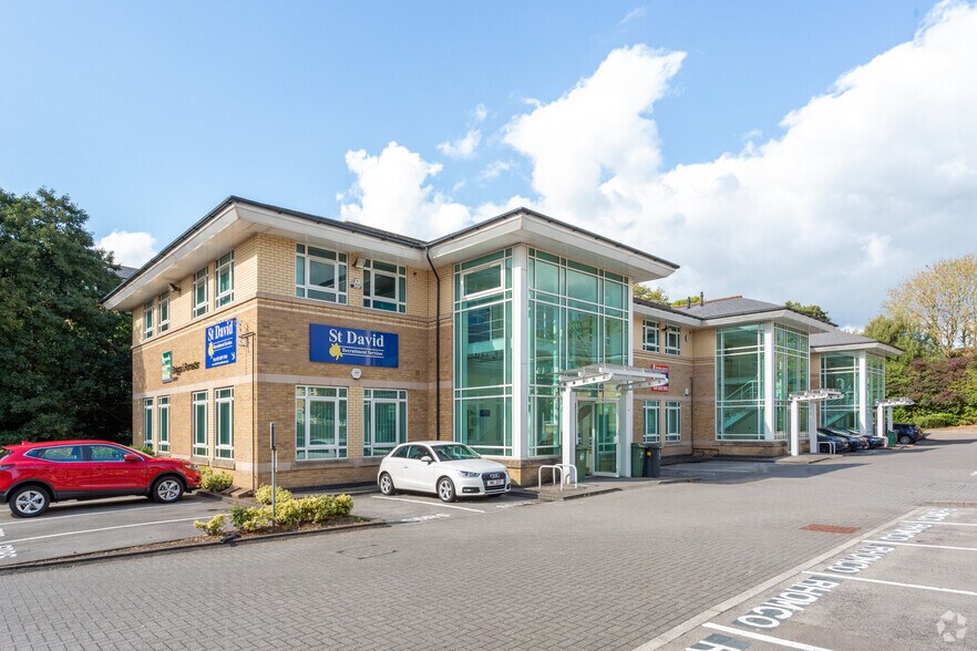 Mulberry Dr, Cardiff for sale - Primary Photo - Image 1 of 1