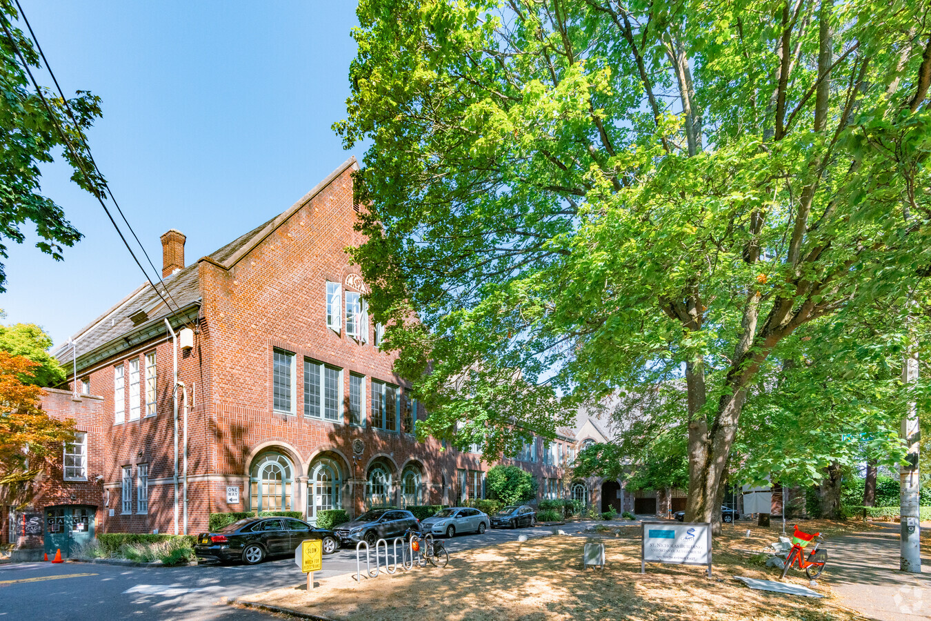 Building Photo