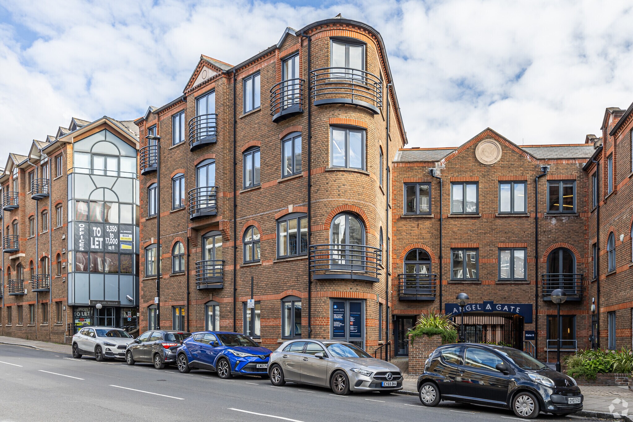 City Rd, London for sale Primary Photo- Image 1 of 1