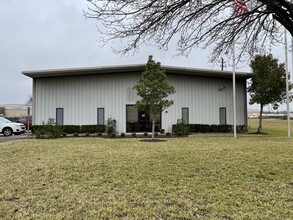 2059 Magnolia Dr, Pasadena, TX for rent Building Photo- Image 1 of 6