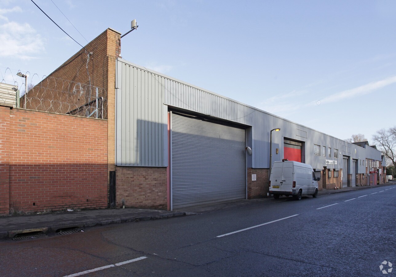 62 Anne Rd, Smethwick B66 2NZ UK