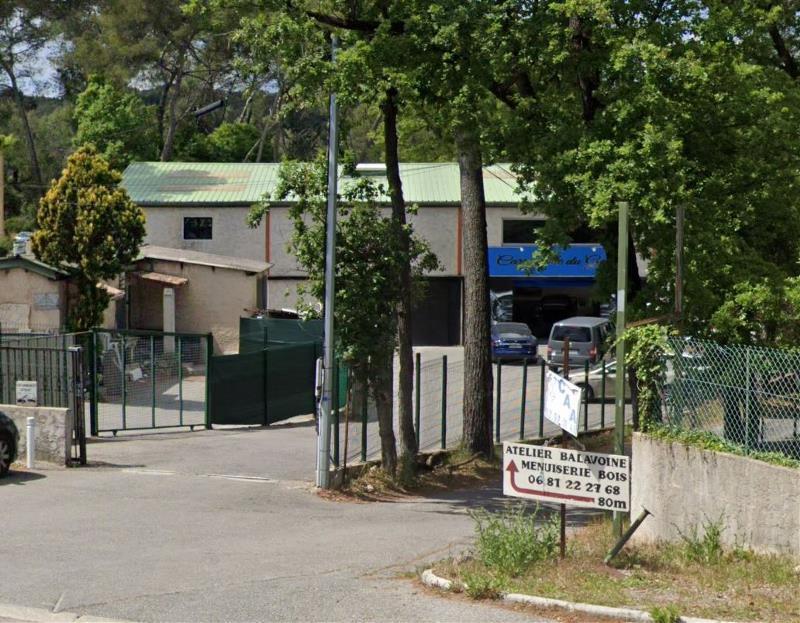 Location Local d'activités 490 m² - Photo 1