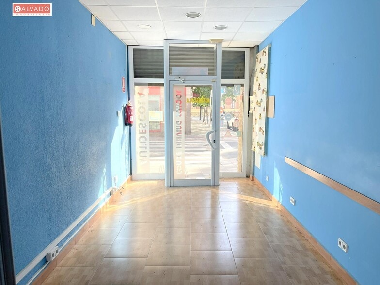 Retail in El Vendrell, Tarragona to rent - Interior Photo - Image 1 of 1