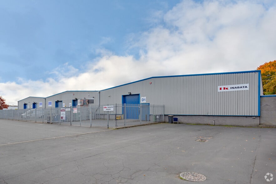 Stafford Park 4, Telford to rent - Building Photo - Image 3 of 3