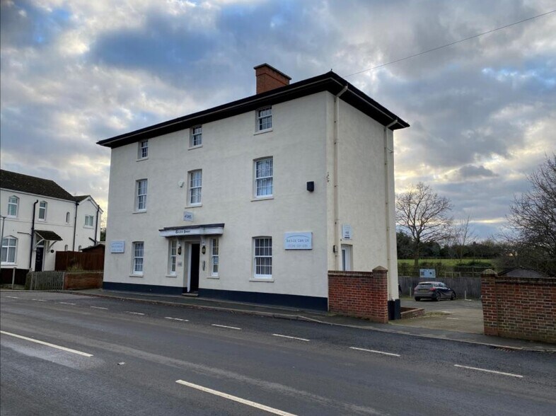 Station Rd, Ardleigh for sale - Primary Photo - Image 1 of 1