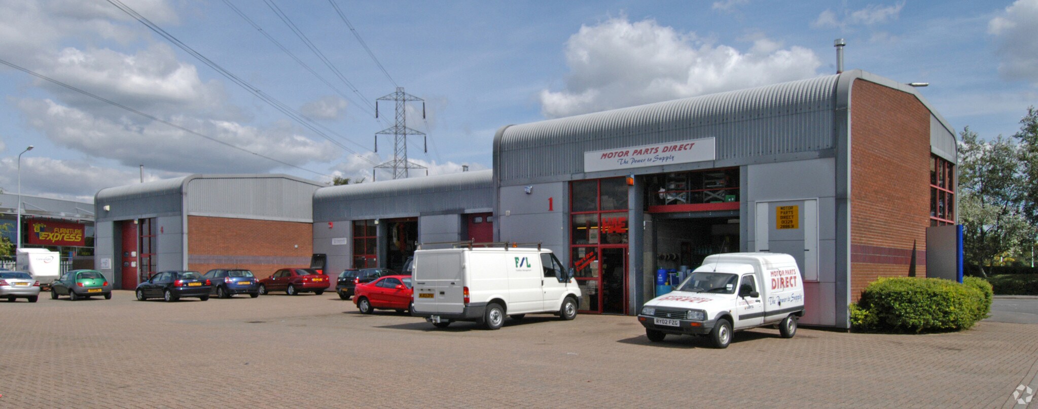 Newgate Ln, Fareham for sale Primary Photo- Image 1 of 1