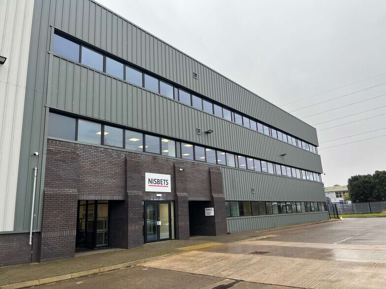 Fenham Hall Dr, Chepstow to rent - Building Photo - Image 1 of 2