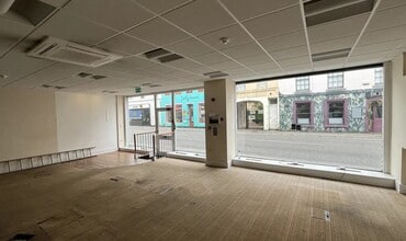 3-7 Bath Rd, Cheltenham to rent Interior Photo- Image 1 of 3