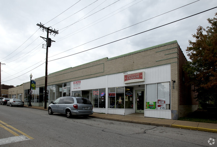 7203-7217 Manchester Rd, Maplewood, MO for sale - Primary Photo - Image 1 of 1