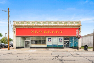 37 Washington St, West Warwick, RI for sale Building Photo- Image 1 of 1