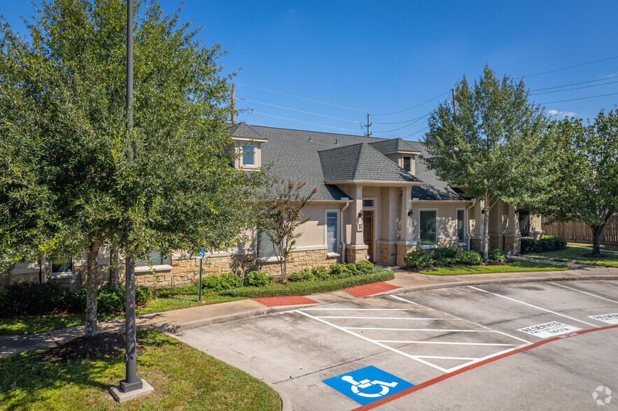 11601 Spring-cypress Rd, Tomball, TX for sale - Building Photo - Image 1 of 33