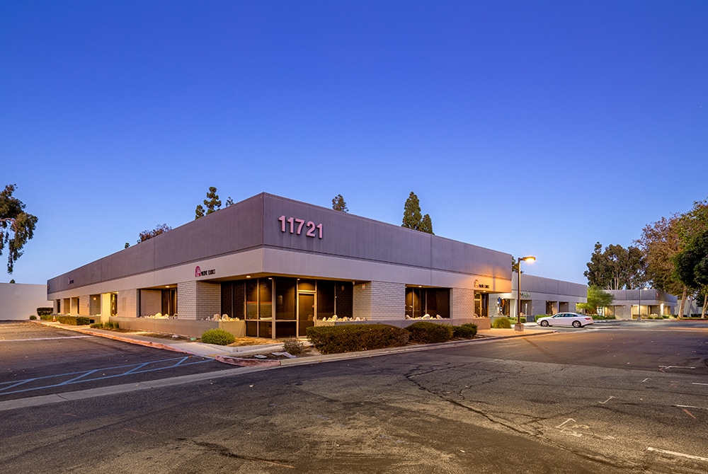 Santa Fe Springs Business Park portfolio of 3 properties for sale on LoopNet.co.uk Building Photo- Image 1 of 7