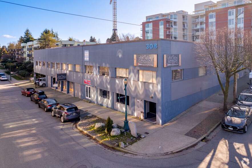 308-318 E 5th Ave, Vancouver, BC for rent - Building Photo - Image 1 of 7