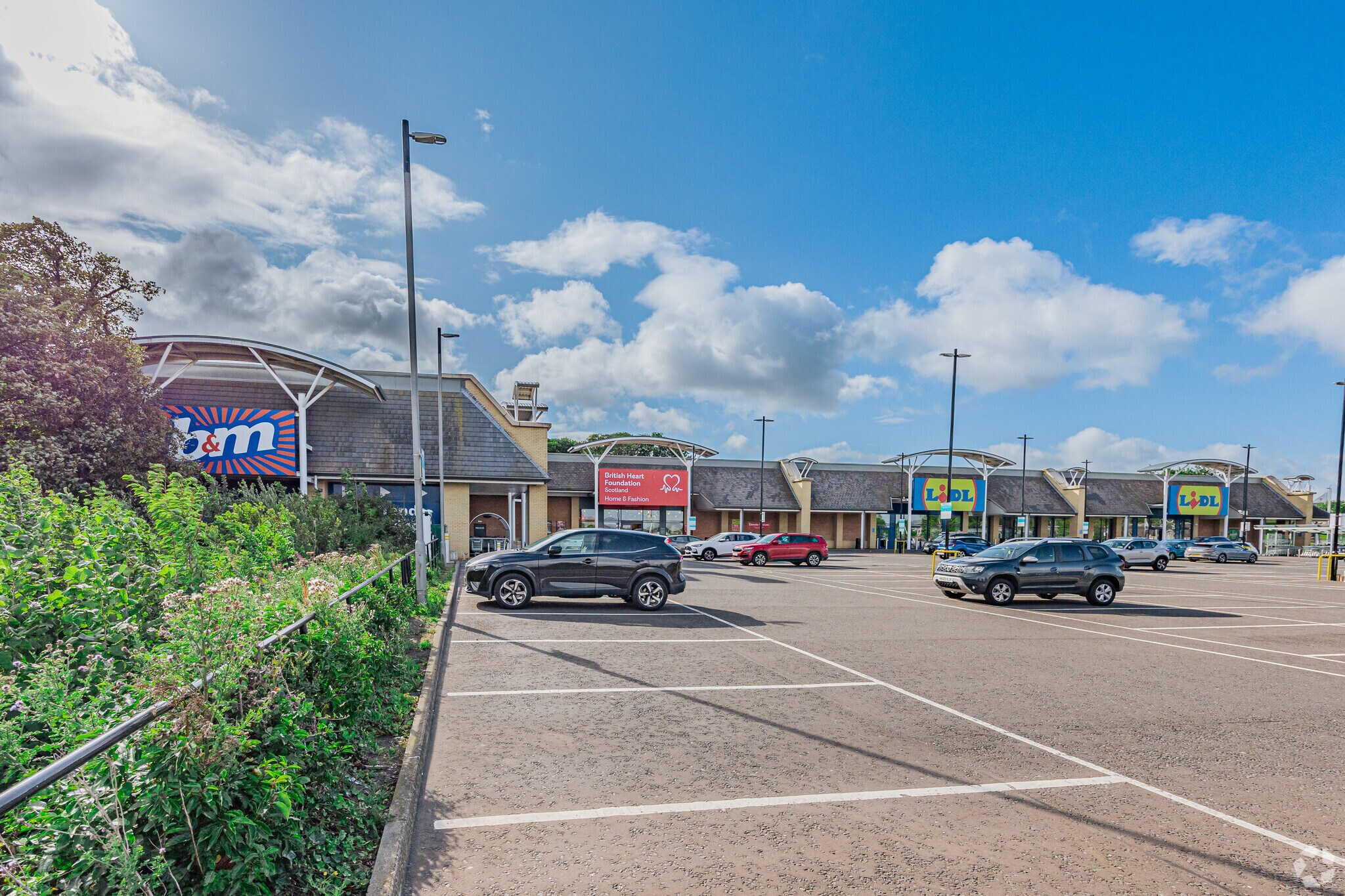 Straiton Pky, Loanhead for sale Primary Photo- Image 1 of 1