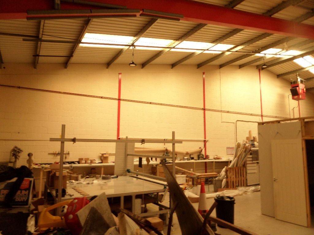 Heol Ty Gwyn Industrial Estate, Maesteg to rent Interior Photo- Image 1 of 2