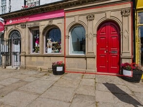 4 High St, Ledbury to rent Building Photo- Image 2 of 5