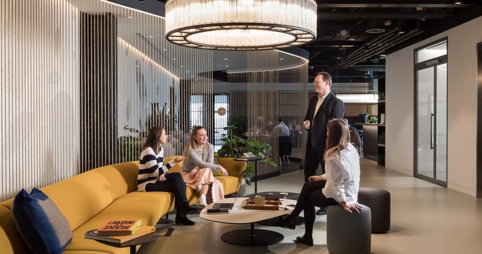 4 Kingdom St, London to rent - Lobby - Image 3 of 26