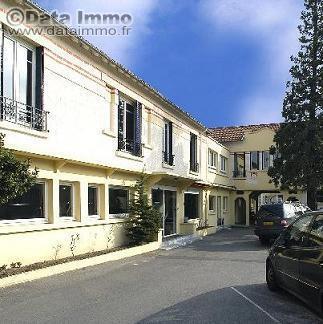 26 Rue Des Amandiers, Nanterre to rent - Building Photo - Image 1 of 2