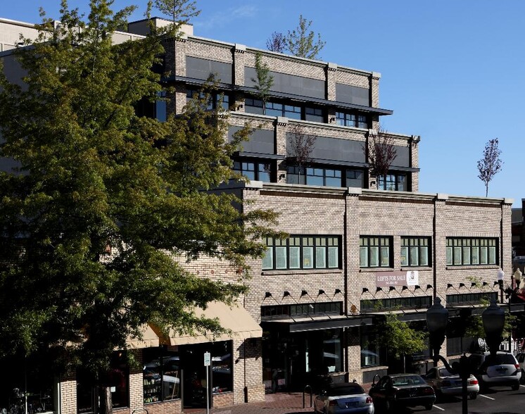 919 NW Bond St, Bend, OR for sale - Primary Photo - Image 3 of 6