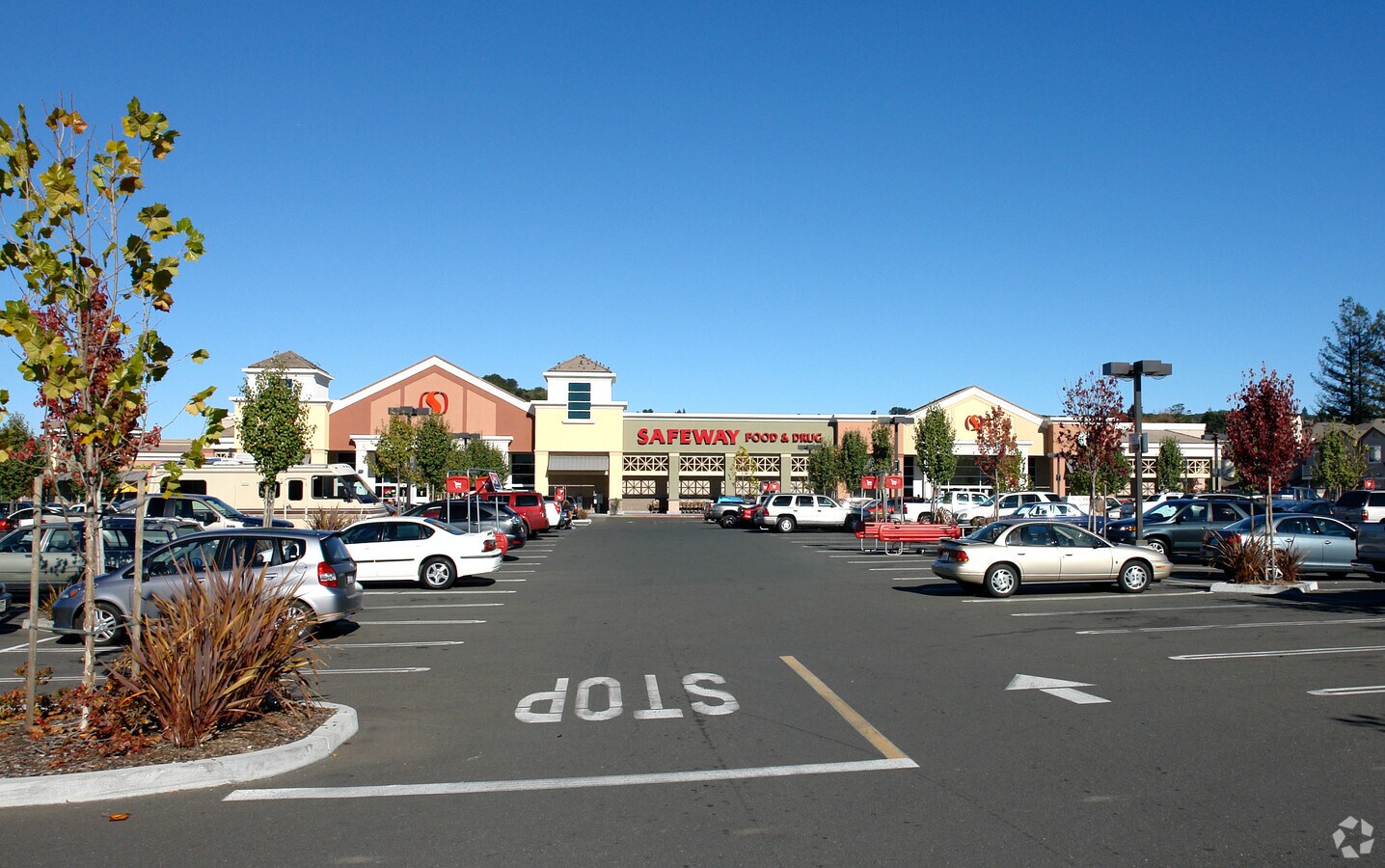 22102360 Mendocino Ave, Santa Rosa 95403 Mendocino Marketplace