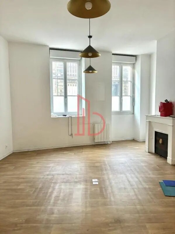 Office in Bordeaux to rent Interior Photo- Image 1 of 6