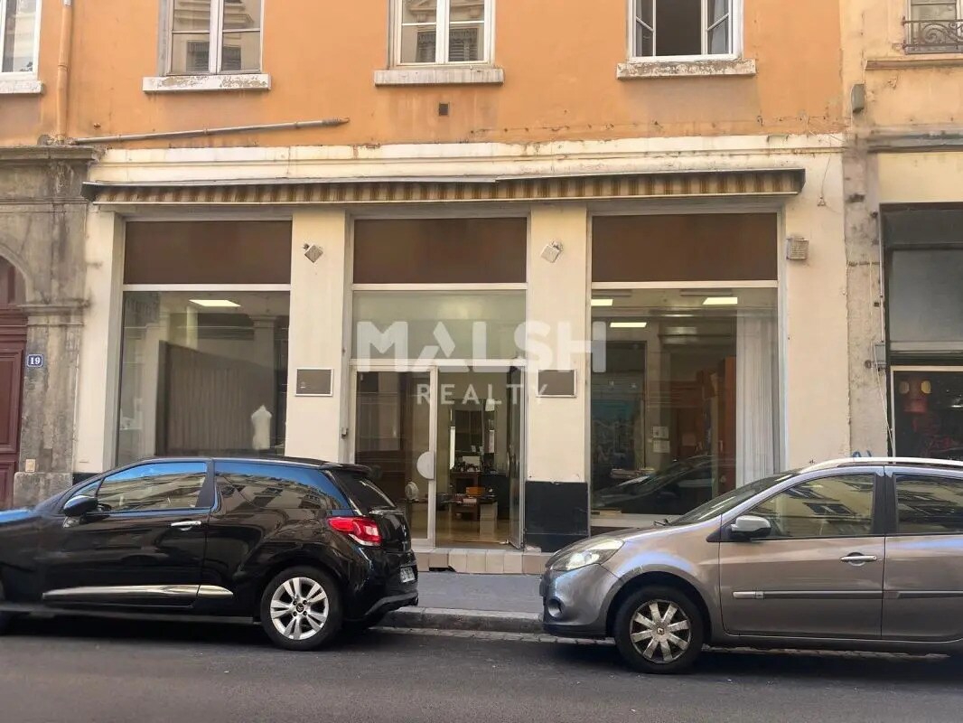 Retail in Lyon to rent Building Photo- Image 1 of 5