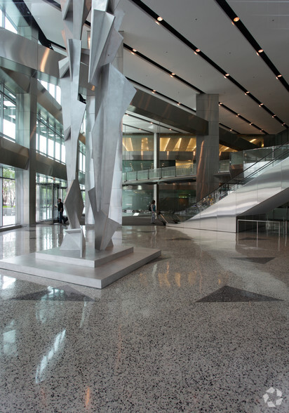 540 W Madison St, Chicago, IL for sale - Lobby - Image 1 of 1