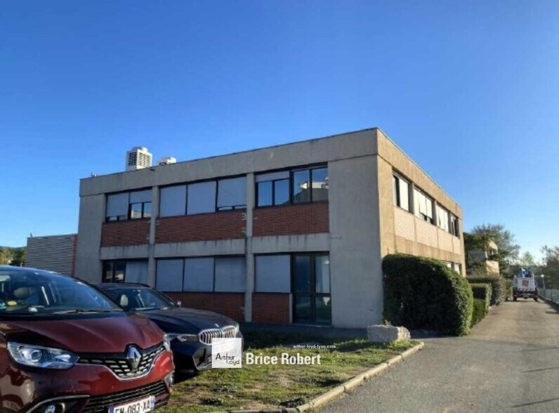 170-210 Chemin De Paisy, Limonest for sale - Building Photo - Image 1 of 3