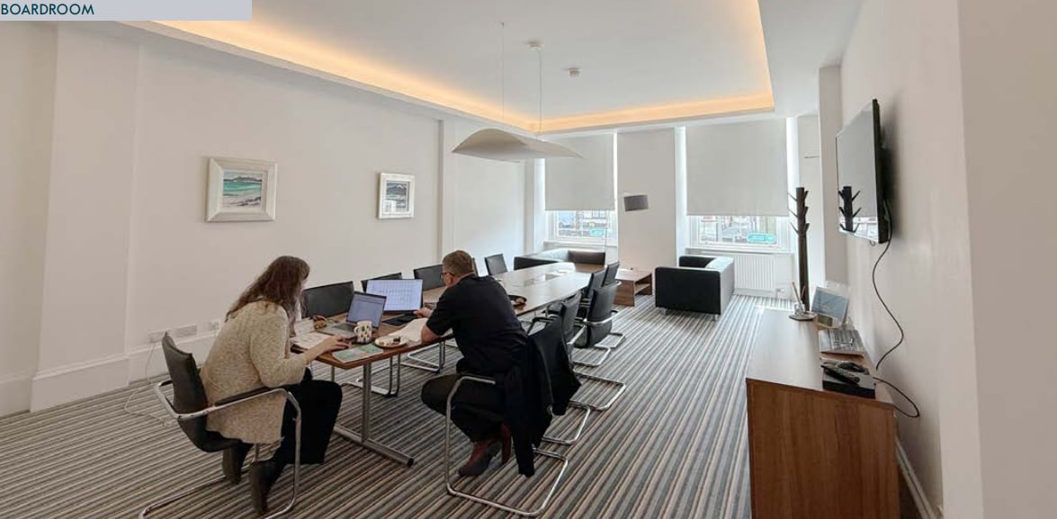 13 Glasgow Rd, Paisley to rent Interior Photo- Image 1 of 4