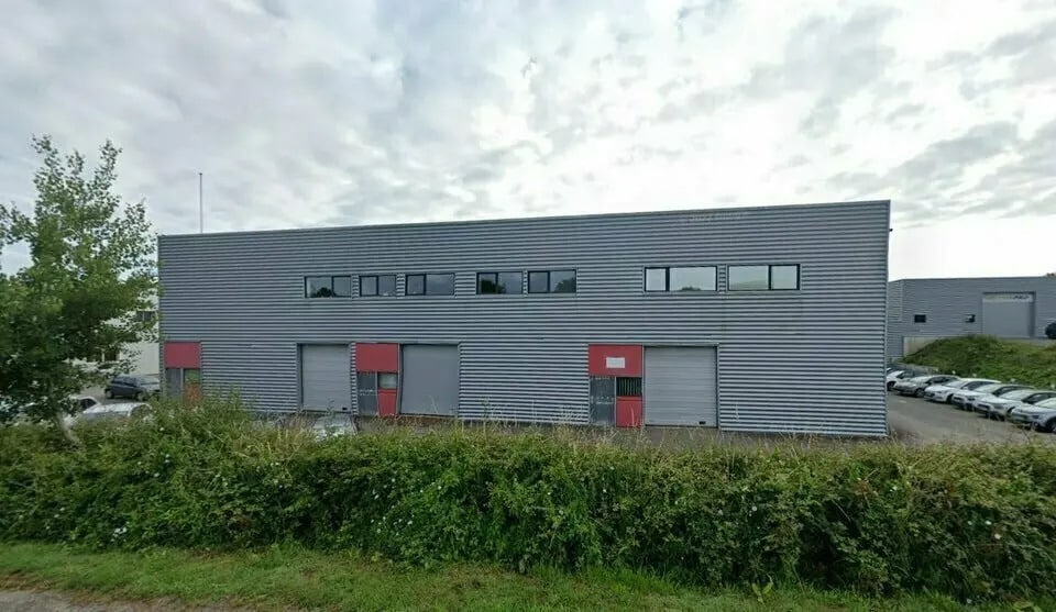 Location Entrepôt 220 m² - Photo 1