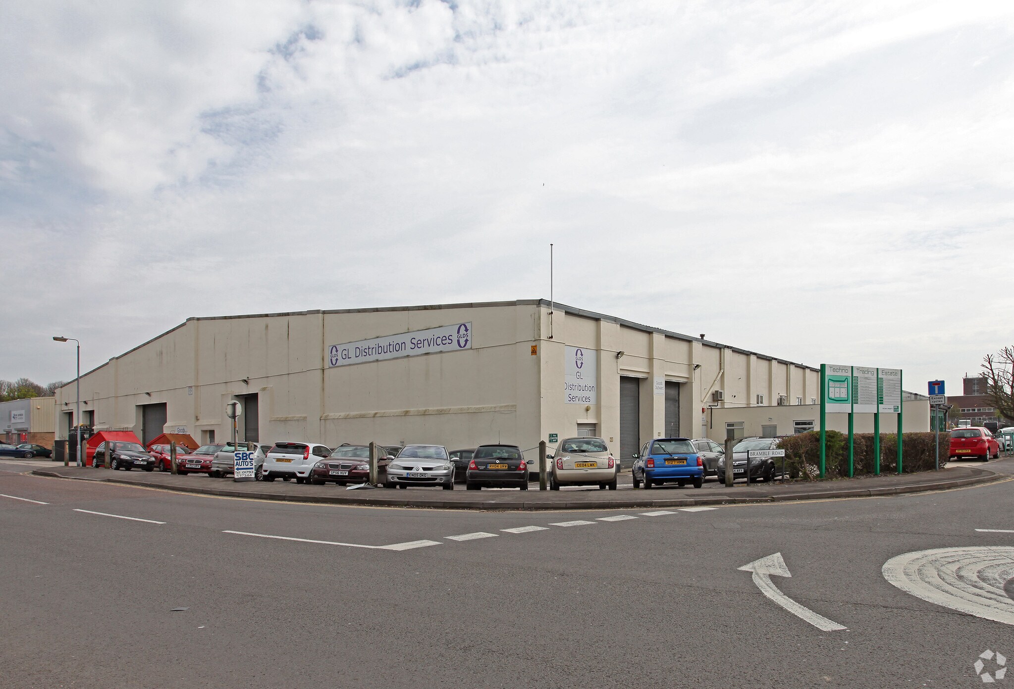 Bramble Rd, Swindon for sale Primary Photo- Image 1 of 1