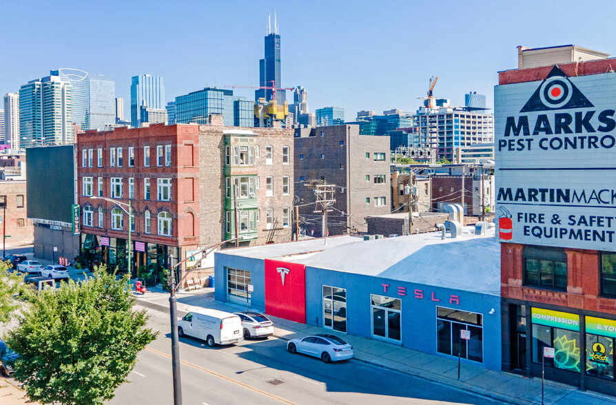 1053-1055 W Grand Ave, Chicago, IL for rent - Building Photo - Image 1 of 6