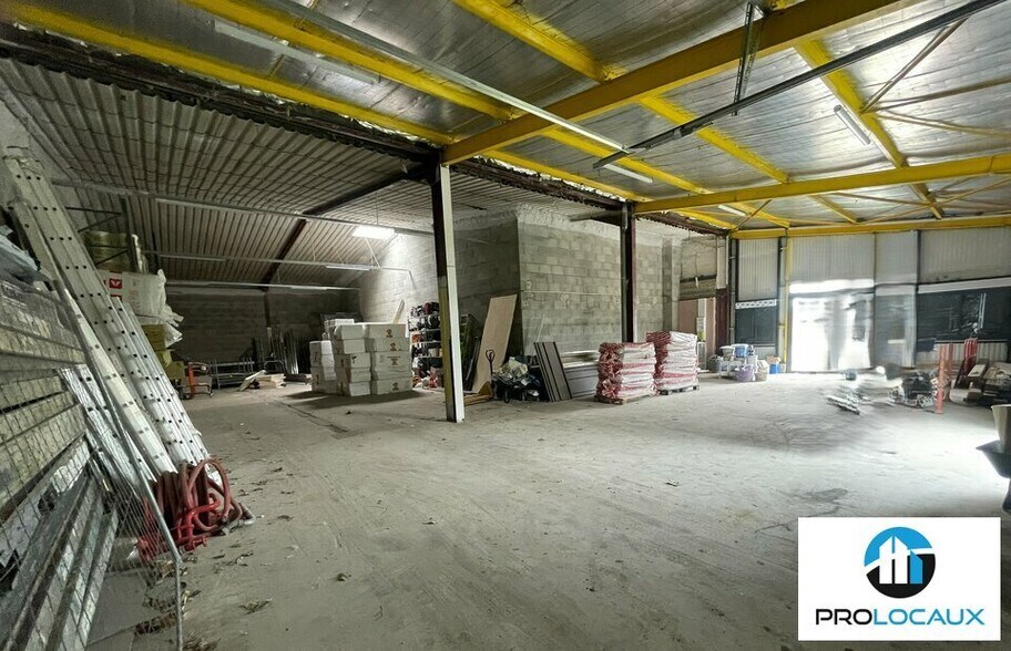Light Industrial in Arnas for sale - Building Photo - Image 2 of 11