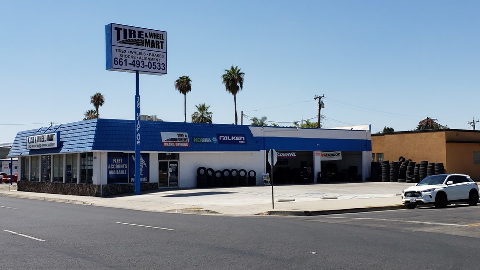 1661 Union Ave, Bakersfield, CA for sale - Building Photo - Image 1 of 1