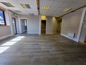 Mortimer Ln, Reading to rent Interior Photo- Image 2 of 9