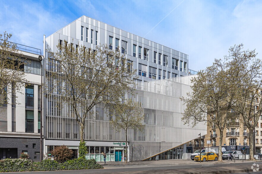 58 Avenue Edouard Vaillant, Boulogne-Billancourt to rent - Building Photo - Image 3 of 11