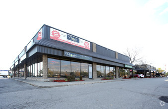 980 Pacific Gate, Mississauga, ON for rent Building Photo- Image 1 of 3