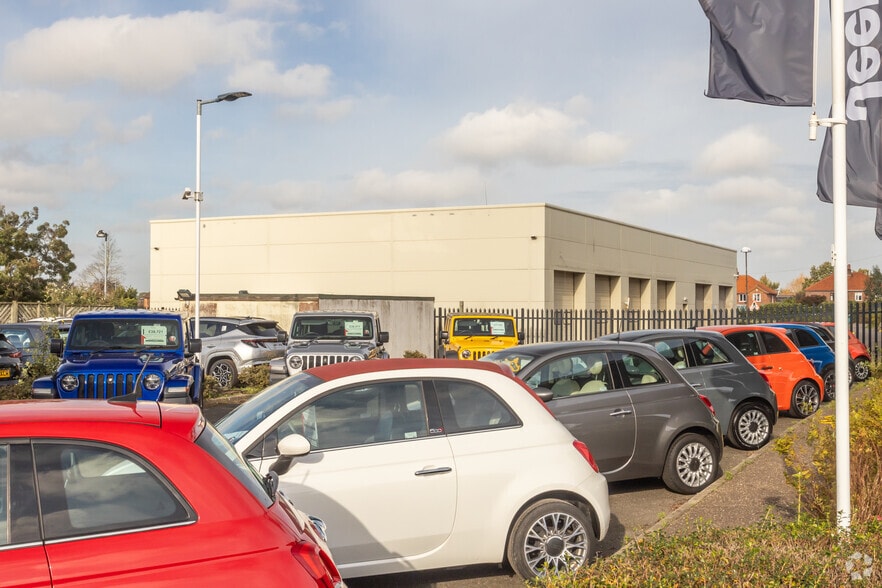 Reepham Rd, Norwich to rent - Primary Photo - Image 1 of 1