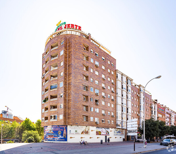 Avenida Córdoba, 3, Madrid, Madrid for rent - Primary Photo - Image 1 of 5