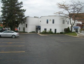 More details for 224 Circle Dr, Traverse City, MI - Office for Sale