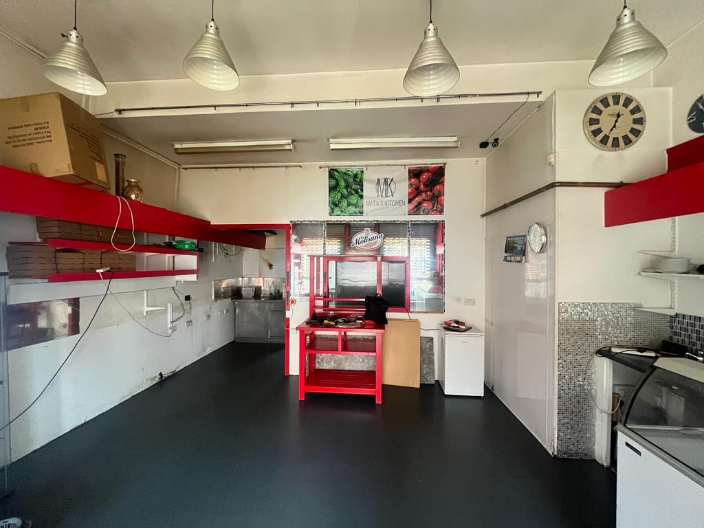 176 Quarry St, Hamilton to rent Interior Photo- Image 1 of 3