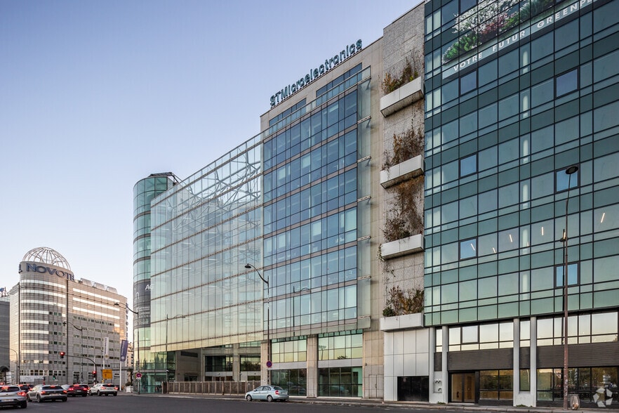 25-29 Boulevard Romain Rolland, 75014 Montrouge, Montrouge to rent - Building Photo - Image 2 of 7