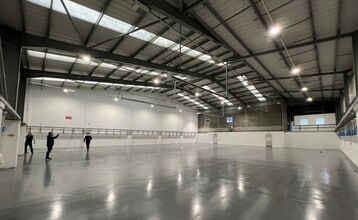 Delta Bank Rd, Gateshead to rent Interior Photo- Image 1 of 2