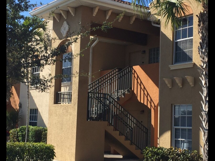 4110 Castilla Cir, Fort Myers, FL for sale Building Photo- Image 1 of 1