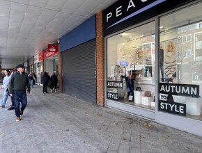 London Rd, Redhill to rent Building Photo- Image 2 of 2